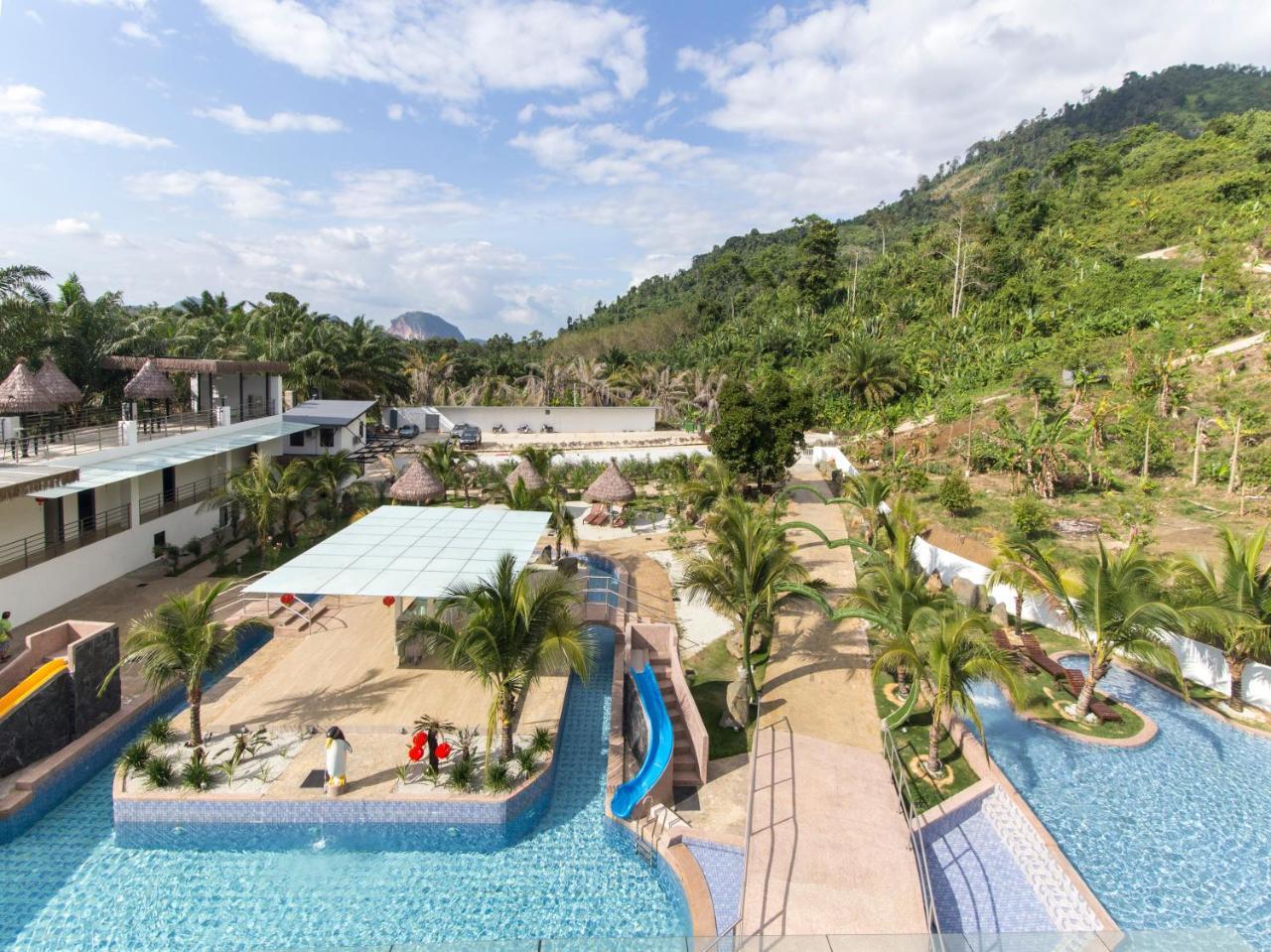 Hotel Rock Mountain Raub Exteriér fotografie
